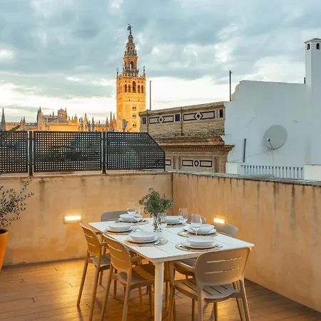 Duplex Con Terraza Privada Y Vistas A La Catedral Séville